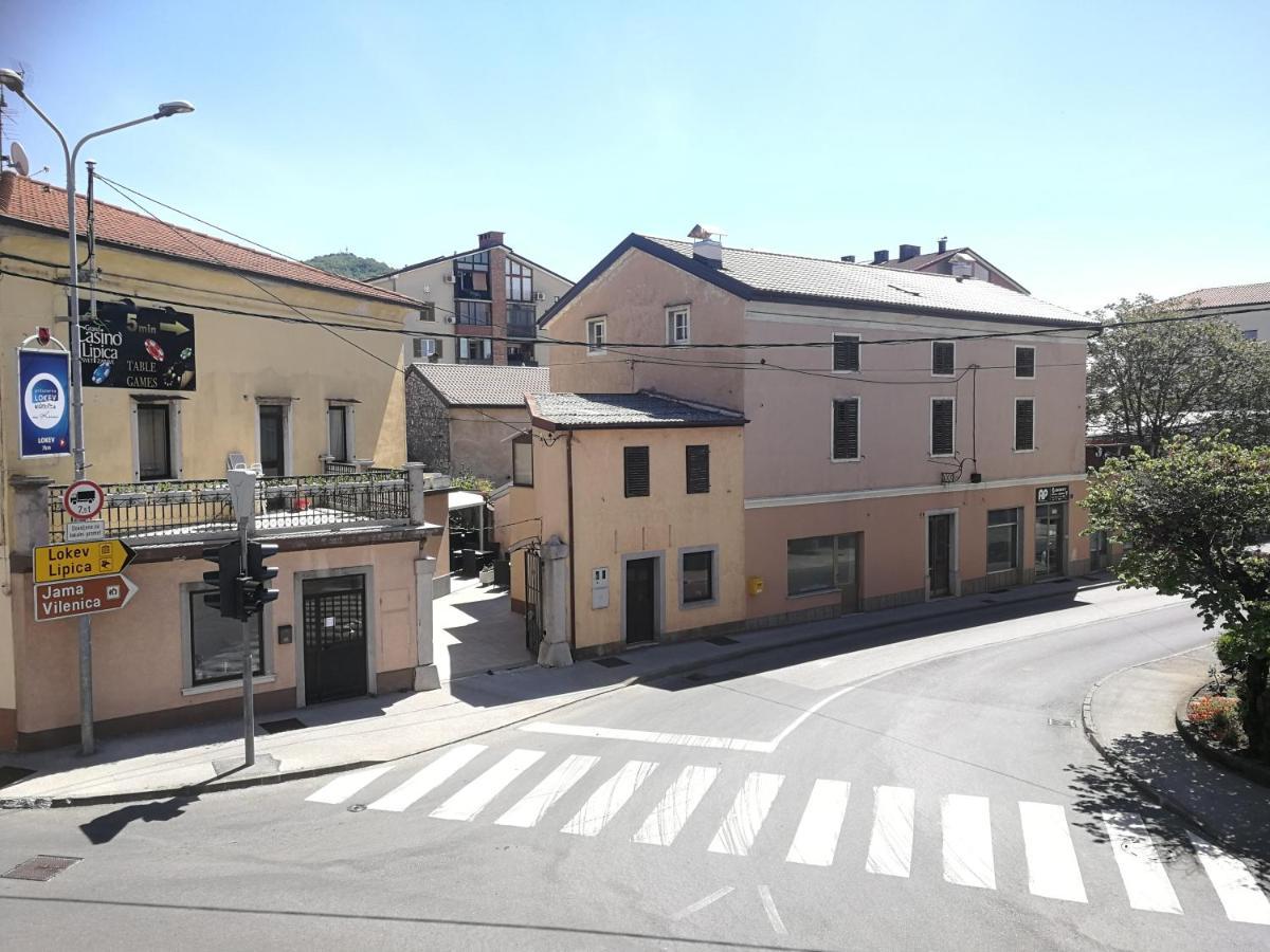 Apartments B&M Sežana Buitenkant foto